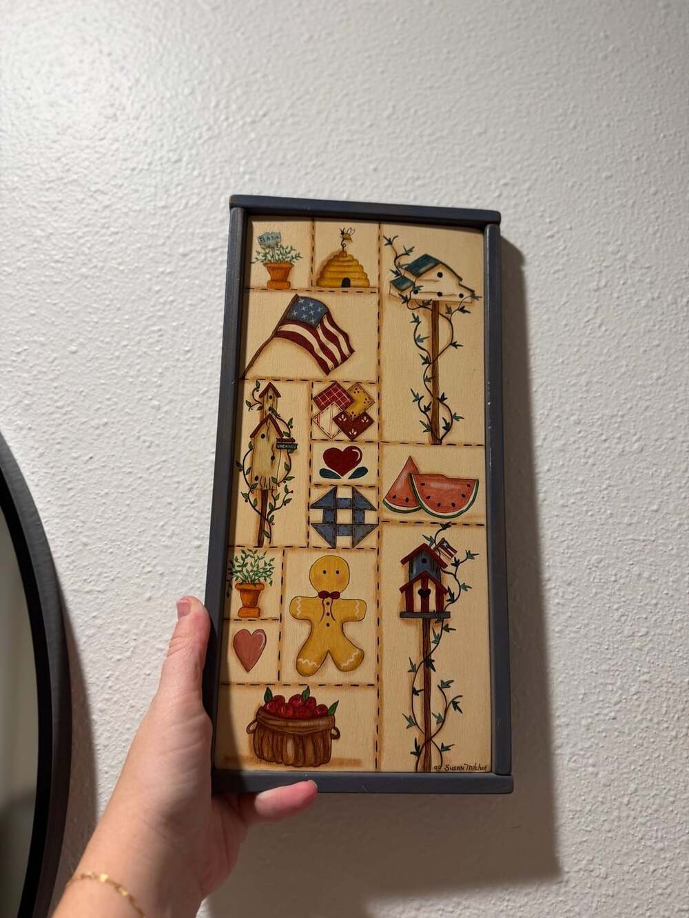 Susan Mitchell Signed Hand Painted Primitive Folk Art Wooden Wall Plaque